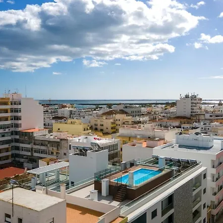 Brand New 2 Bdr Flat W/rooftop Pool By Lovelystay Апартаменты
