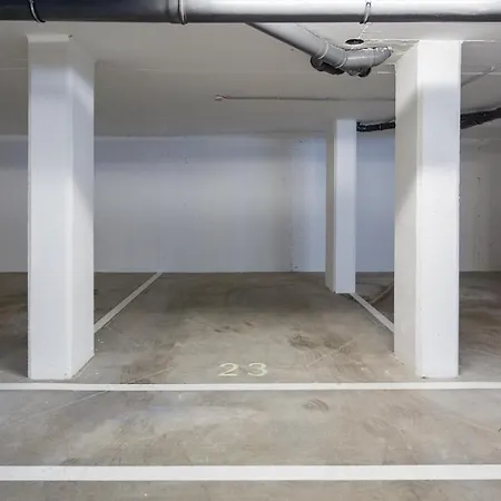 Brand New 2 Bdr Flat W/rooftop Pool By Lovelystay Apartment