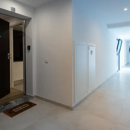 Brand New 2 Bdr Flat W/rooftop Pool By Lovelystay * Olhao