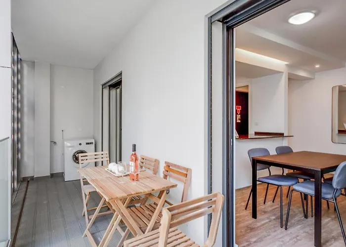 Appartement Brand New 2 Bdr Flat W/rooftop Pool By Lovelystay Olhão