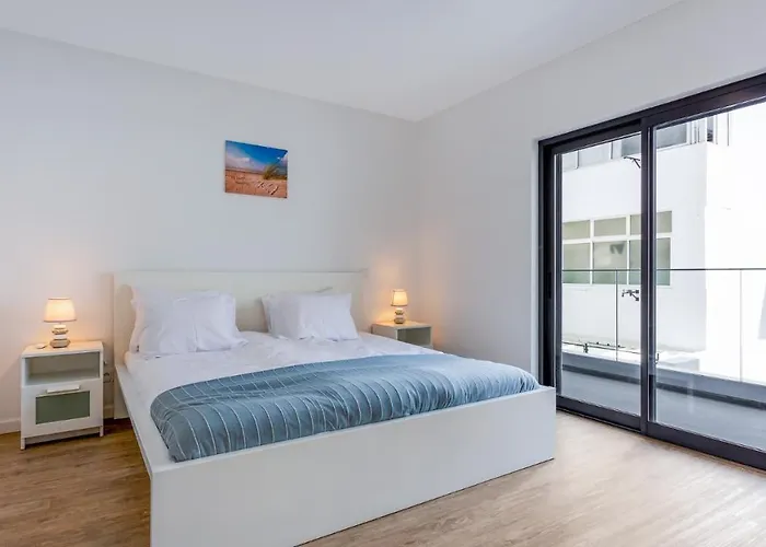 Brand New 2 Bdr Flat W/rooftop Pool By Lovelystay Appartement *