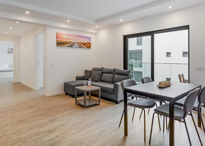 Brand New 2 Bdr Flat W/rooftop Pool By Lovelystay Appartement